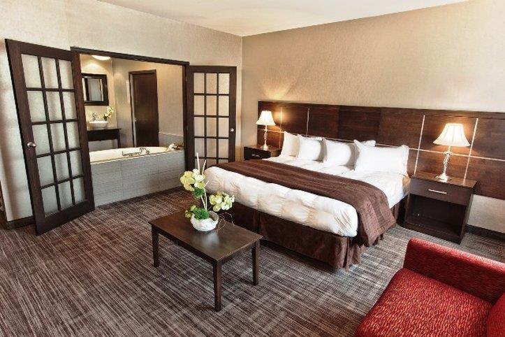 Hotel Ambassadeur Et Suites Quebec City Room photo